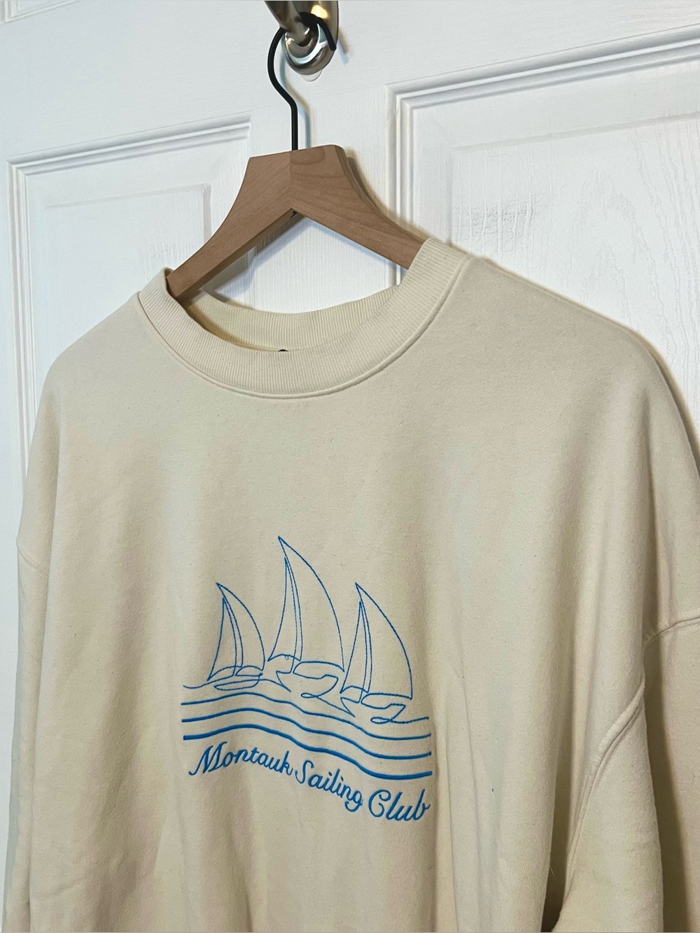 ✧･ﾟcream montauk graphic crewneck sweater